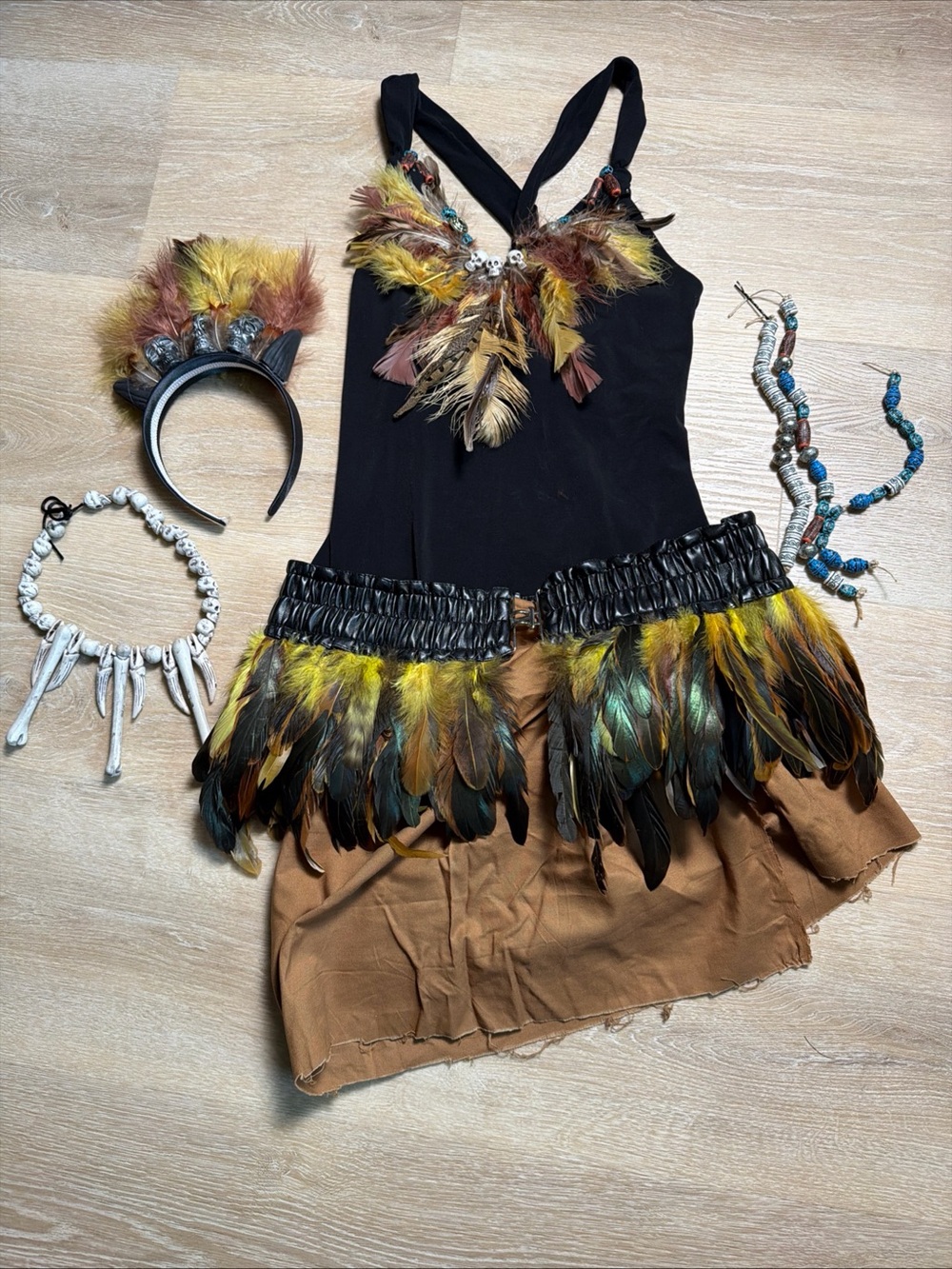 Voodoo Witch Doctor Costume Cosplay Halloween Skulls Feathers Outfit